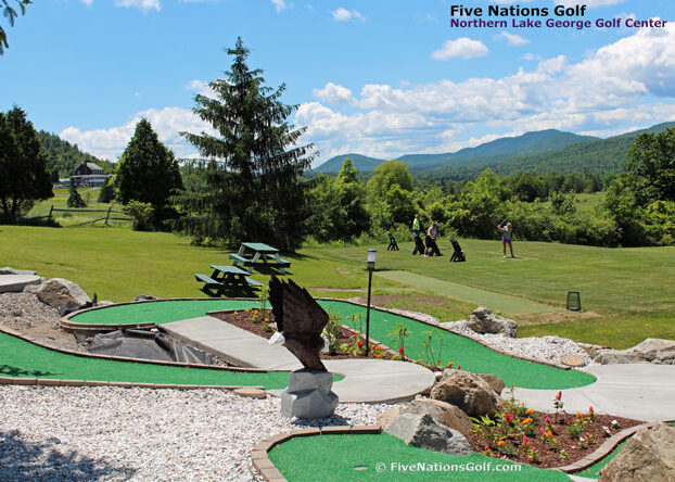 Minigolf with Robin Curtis